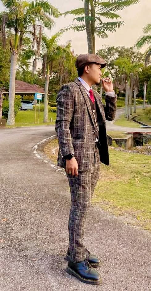Set Exclusive Checkered