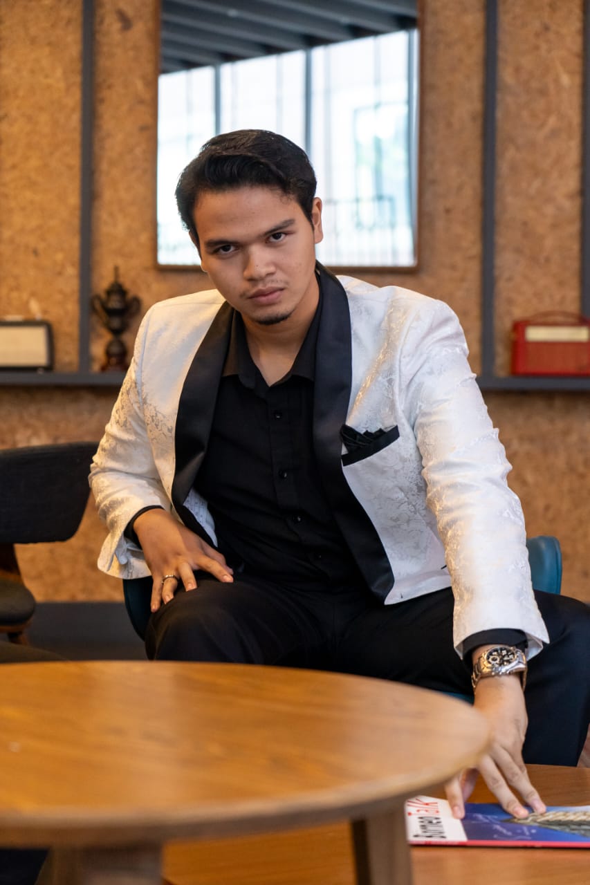 Jacquard Tuxedo